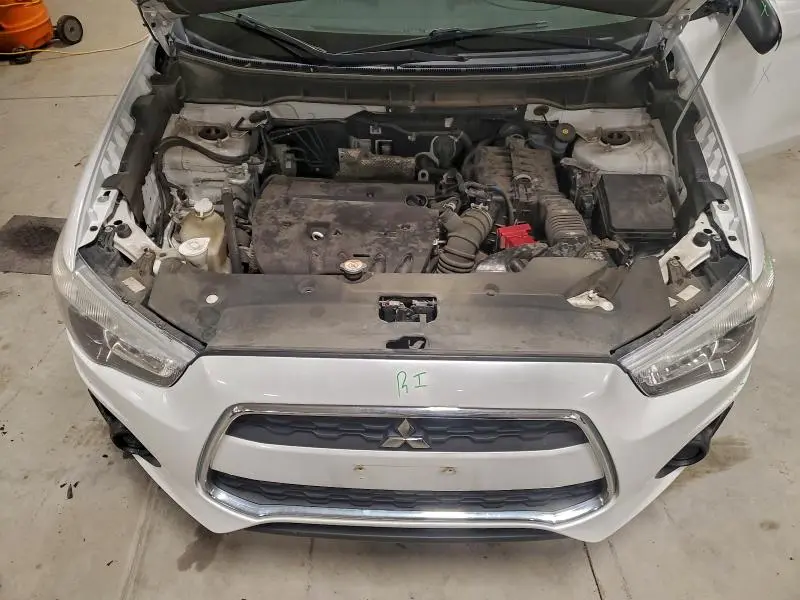 2015 MITSUBISHI OUTLANDER SPORT ES  