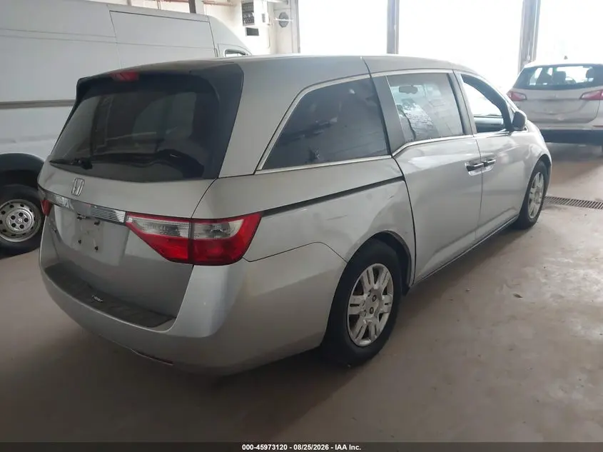 2013 HONDA ODYSSEY LX