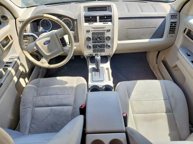 2012 FORD ESCAPE XLT  
