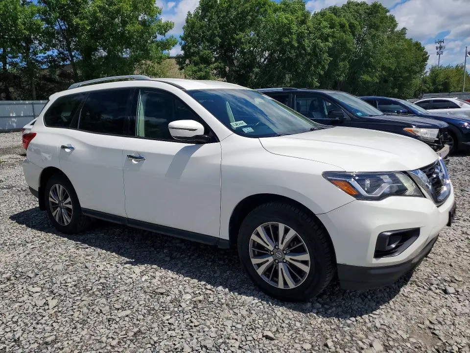 2019 NISSAN PATHFINDER SV  