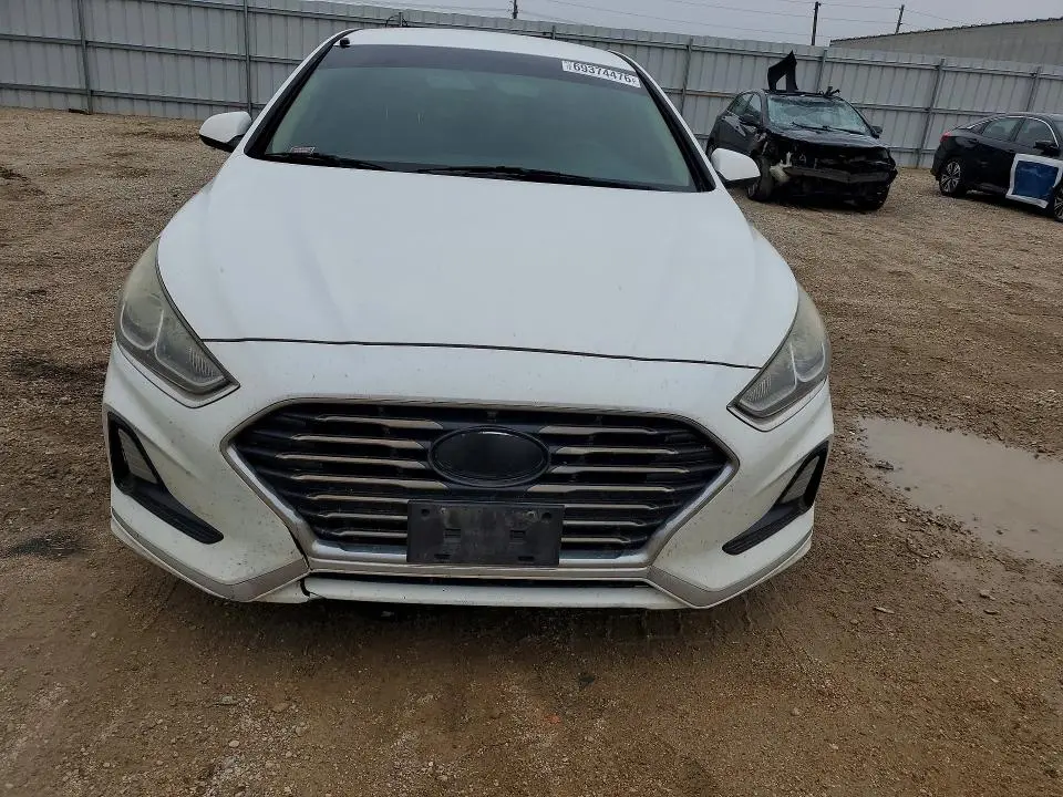 2018 HYUNDAI SONATA SE  