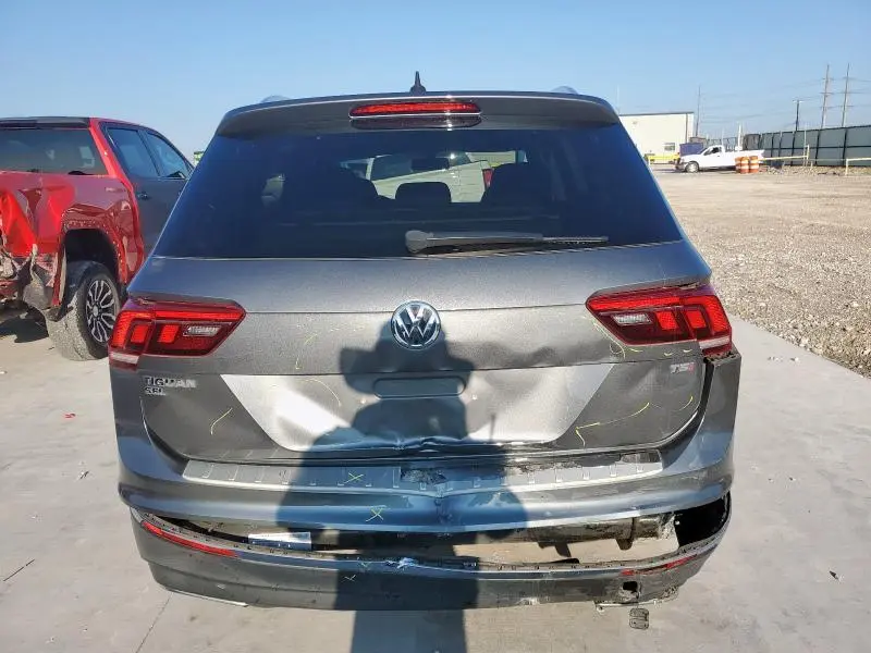 2018 VOLKSWAGEN TIGUAN SE  