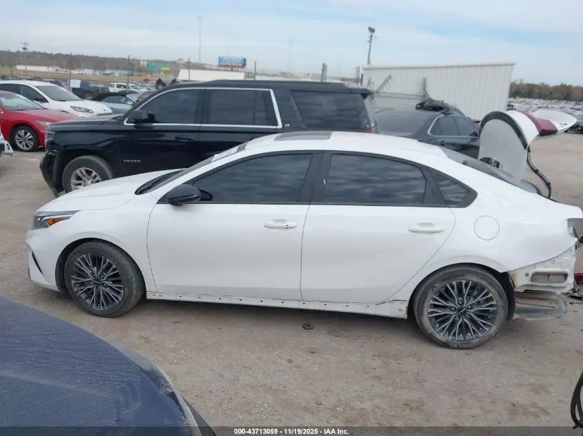 2024 KIA FORTE GT-LINE