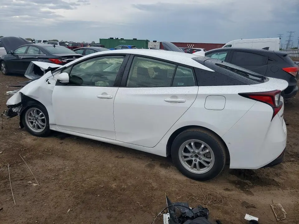 2021 TOYOTA PRIUS LE  