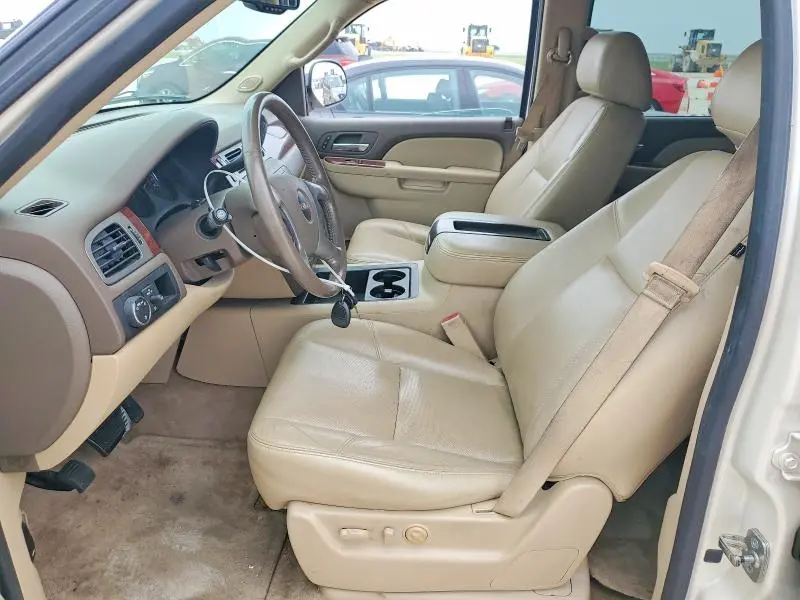 2013 GMC YUKON SLT  