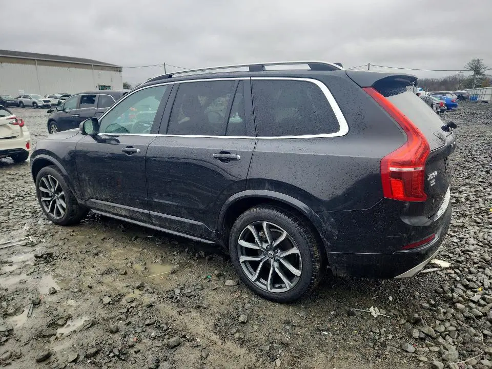 2016 VOLVO XC90 T6  