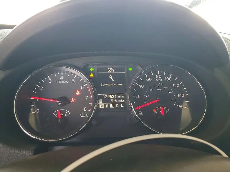 2013 NISSAN ROGUE S  