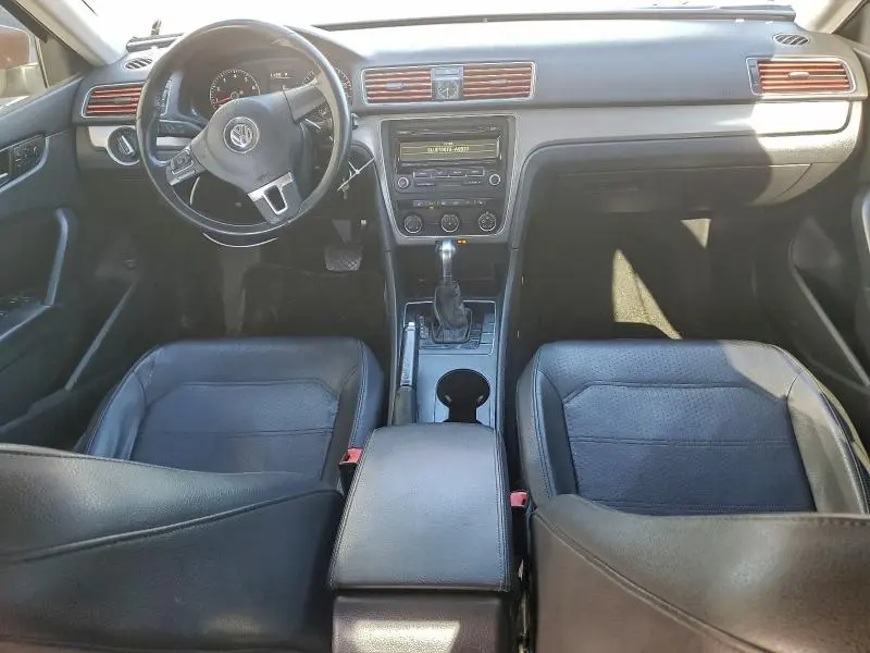 2014 VOLKSWAGEN PASSAT S  