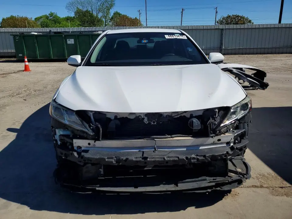 2019 TOYOTA CAMRY LE  