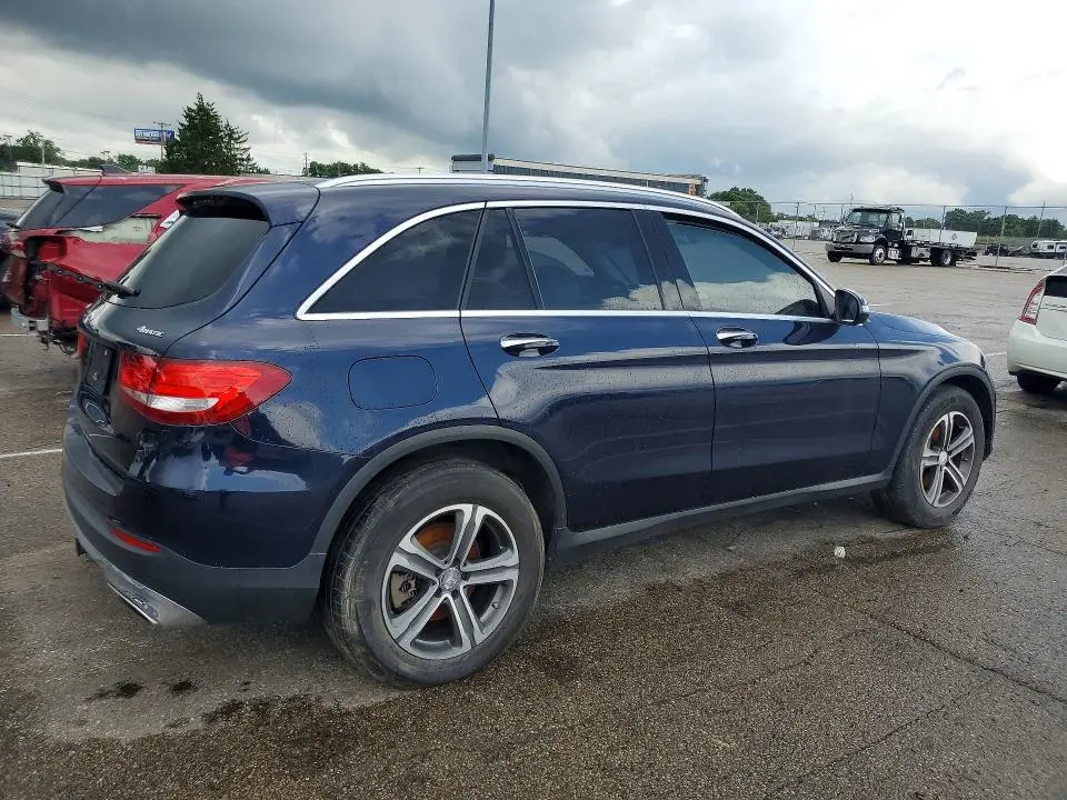 2017 MERCEDES-BENZ GLC 300 4MATIC  