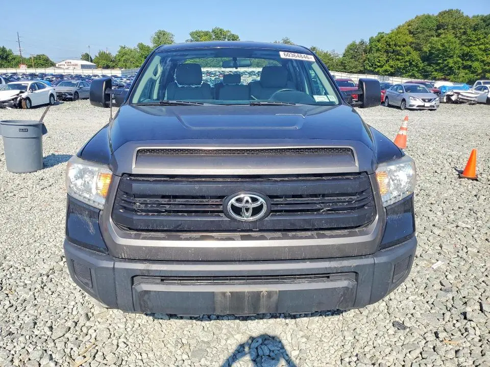 2017 TOYOTA TUNDRA SR  
