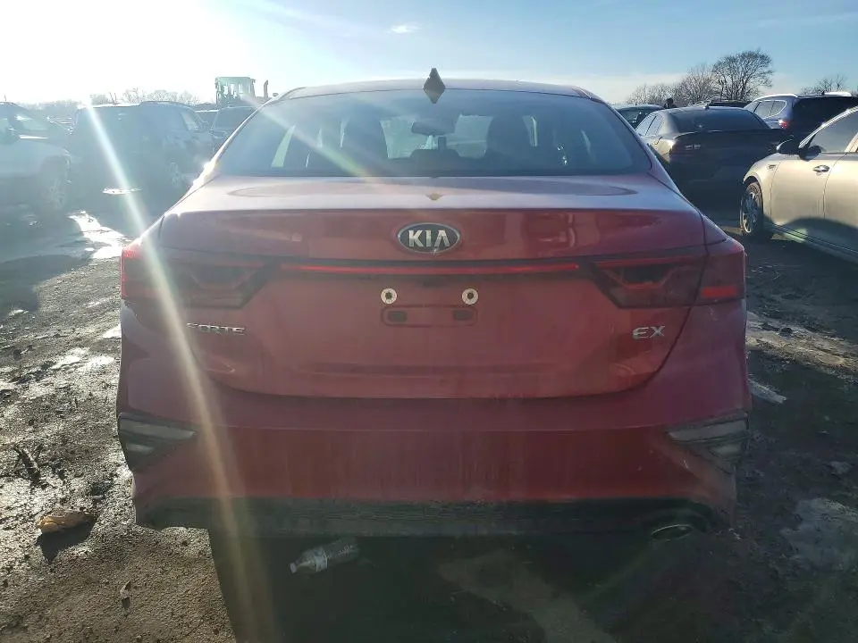 2021 KIA FORTE EX  