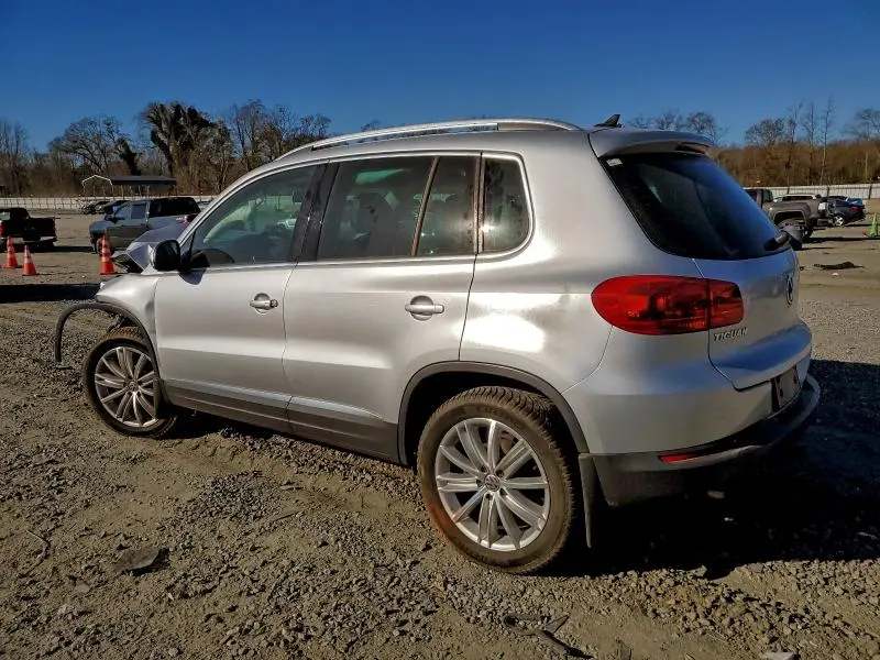 2014 VOLKSWAGEN TIGUAN S  