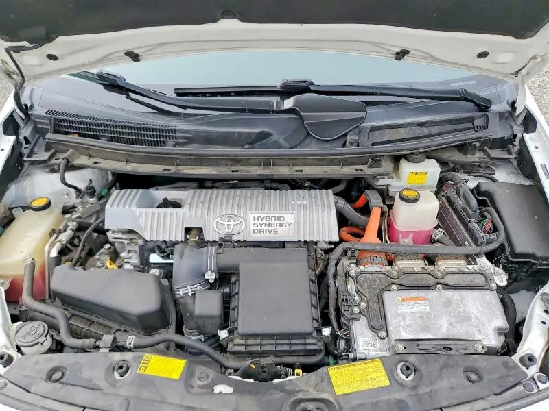 2012 TOYOTA PRIUS THREE  