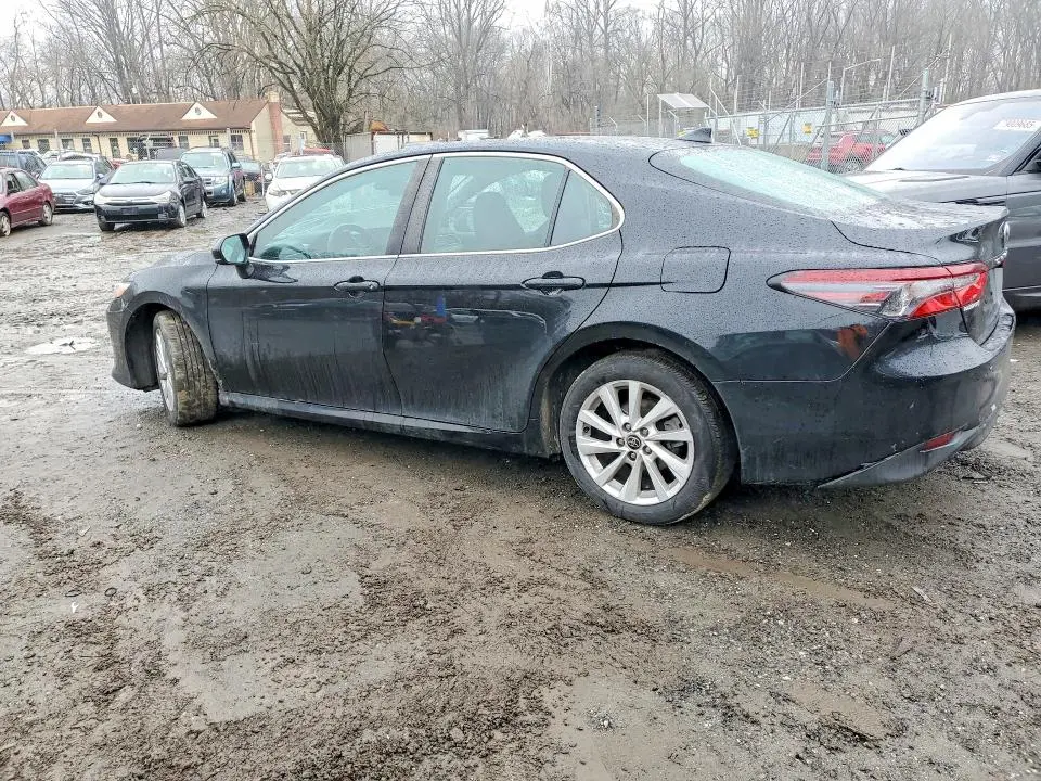 2022 TOYOTA CAMRY   
