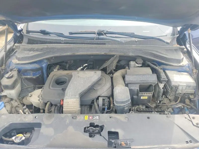 2019 HYUNDAI SANTA FE SE  