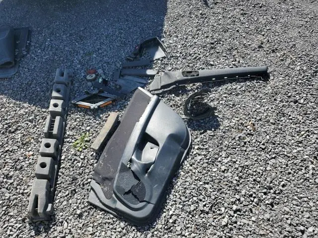 2012 NISSAN SENTRA SE-R  