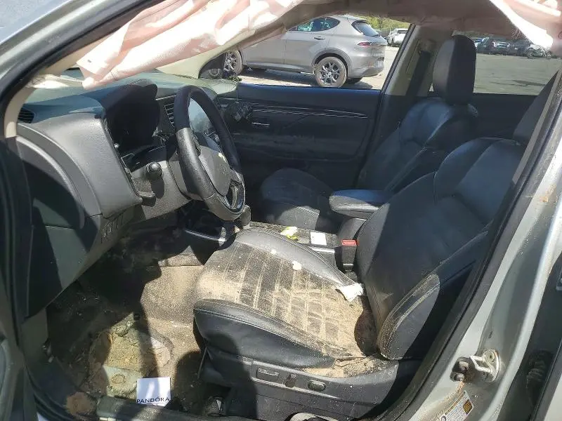 2020 MITSUBISHI OUTLANDER SE  