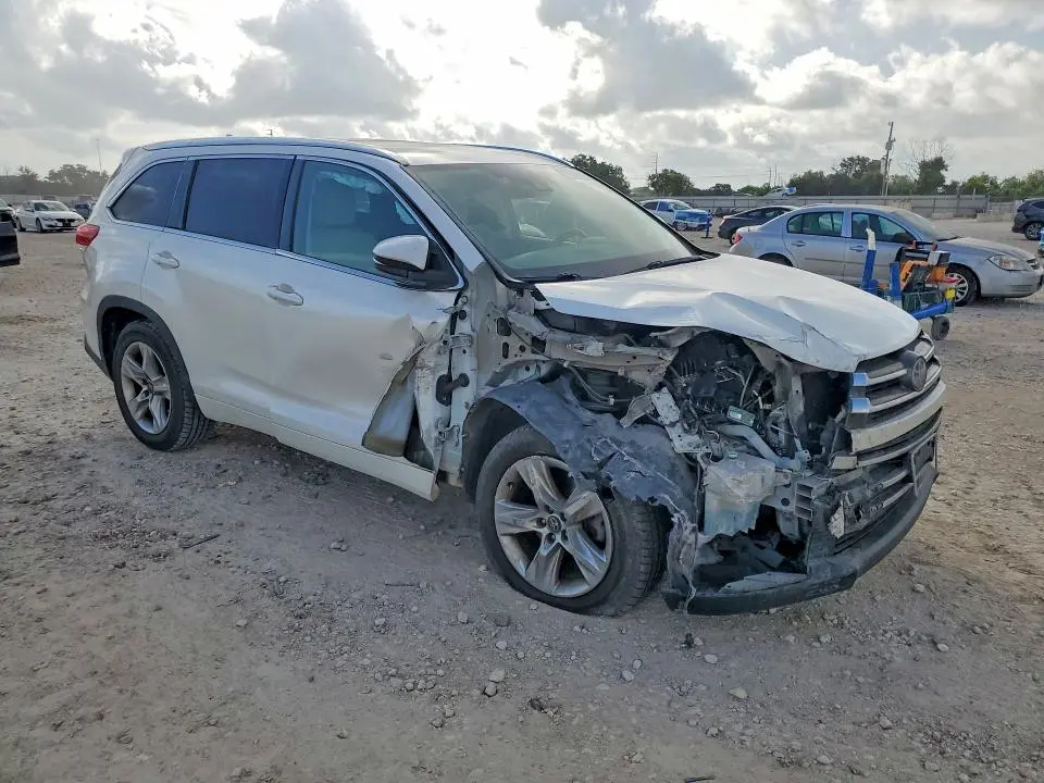 2017 TOYOTA HIGHLANDER LIMITED  