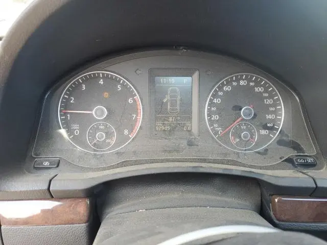 2011 VOLKSWAGEN EOS LUX  