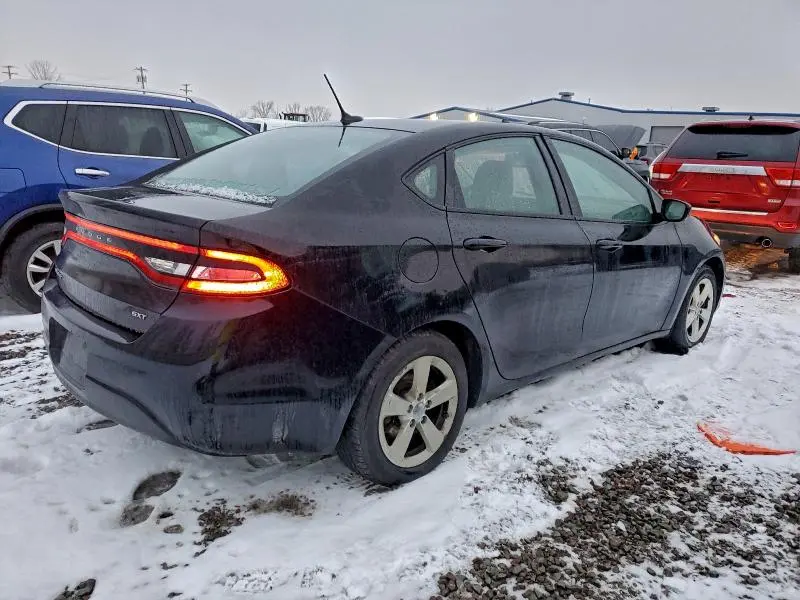 2015 DODGE DART SXT  