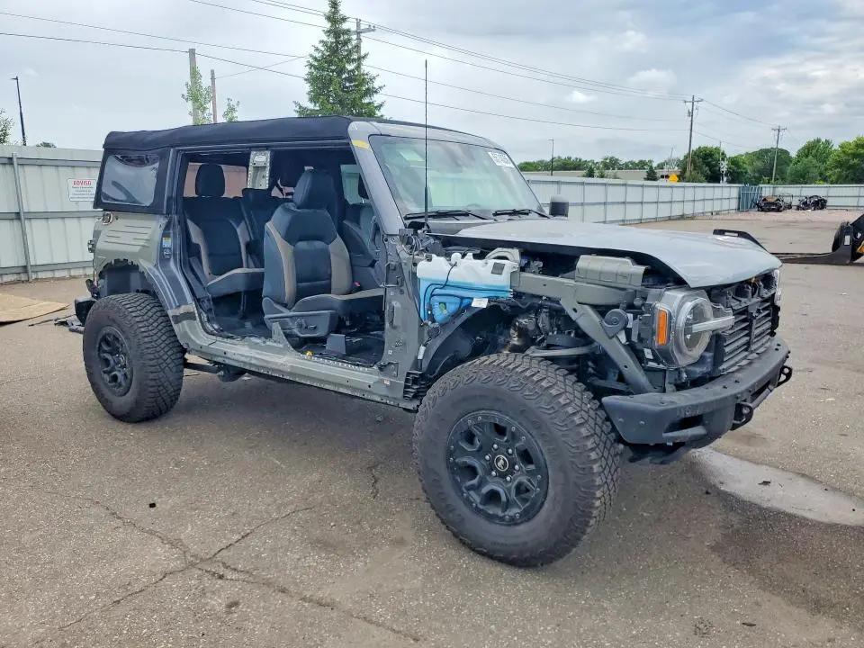 2024 FORD BRONCO WILDTRAK  