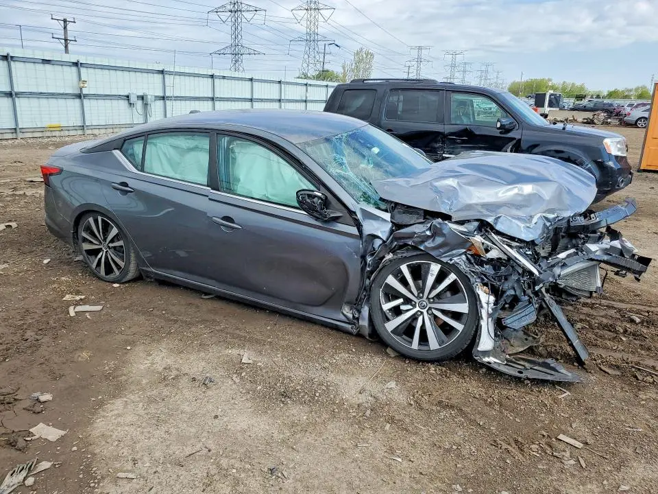 2020 NISSAN ALTIMA SR  