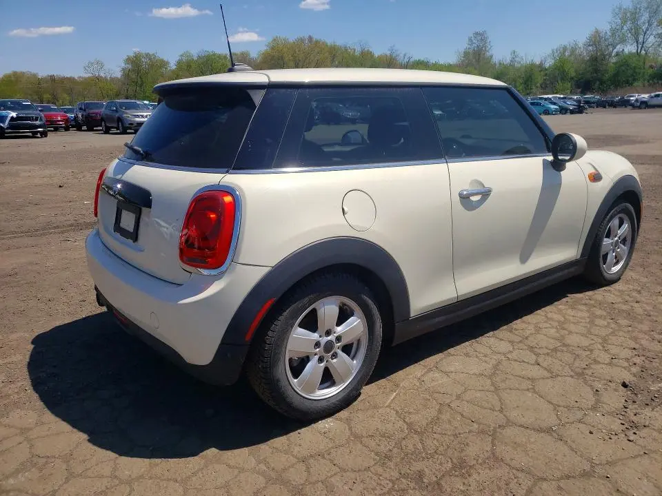 2019 MINI COOPER   