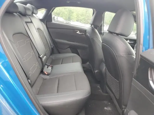 2023 KIA FORTE GT LINE  