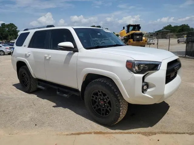 2022 TOYOTA 4RUNNER SR5/SR5 PREMIUM  