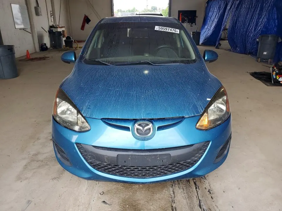 2011 MAZDA MAZDA2   