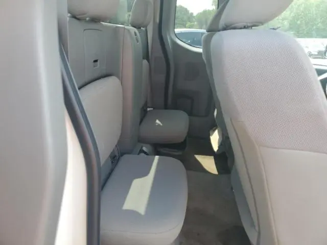 2017 NISSAN FRONTIER S  