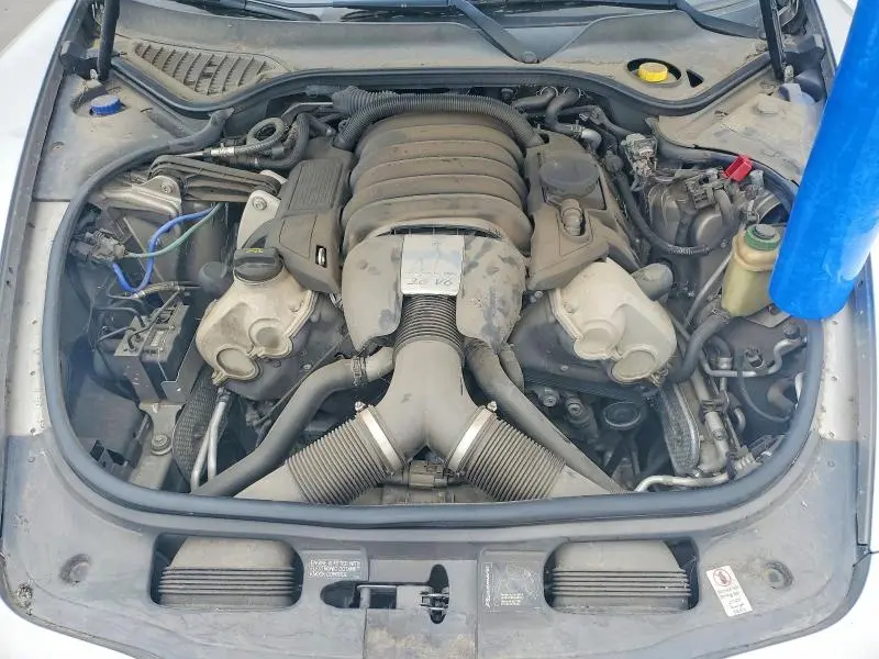 2011 PORSCHE PANAMERA 2  