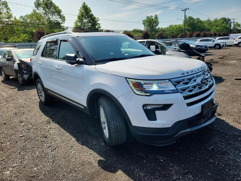 2019 FORD EXPLORER XLT  