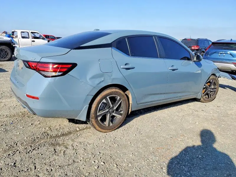 2024 NISSAN SENTRA SV  
