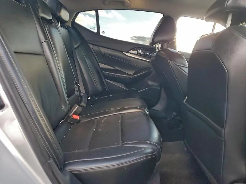 2022 NISSAN MAXIMA SV  