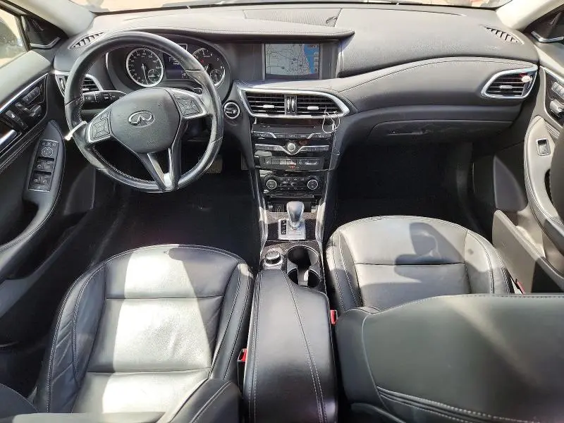 2017 INFINITI QX30 PREMIUM  