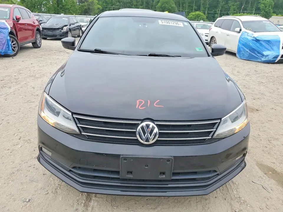 2016 VOLKSWAGEN JETTA SPORT  