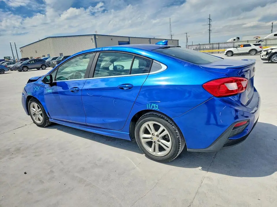 2018 CHEVROLET CRUZE LT  