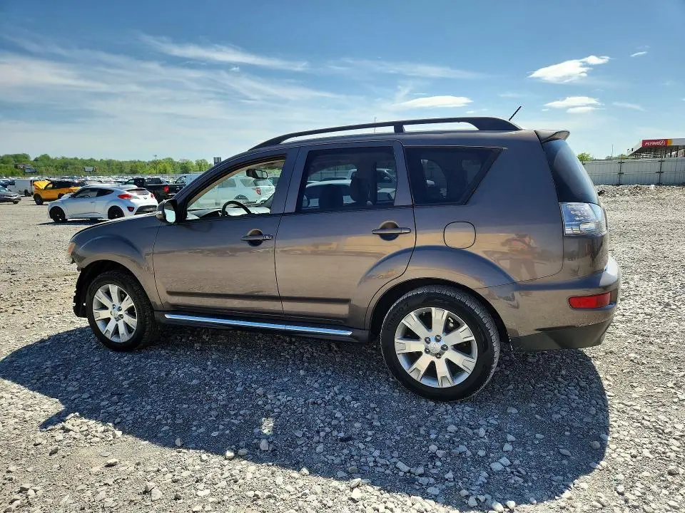 2012 MITSUBISHI OUTLANDER SE  