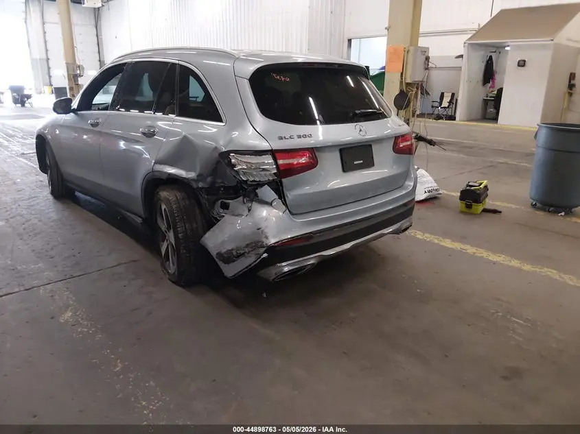 2017 MERCEDES-BENZ GLC 300 4MATIC