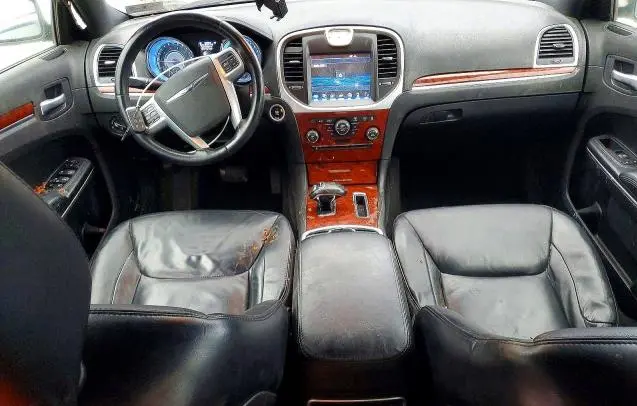 2013 CHRYSLER 300   