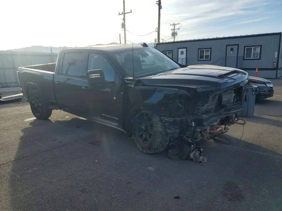 2025 GMC SIERRA K2500 AT4  