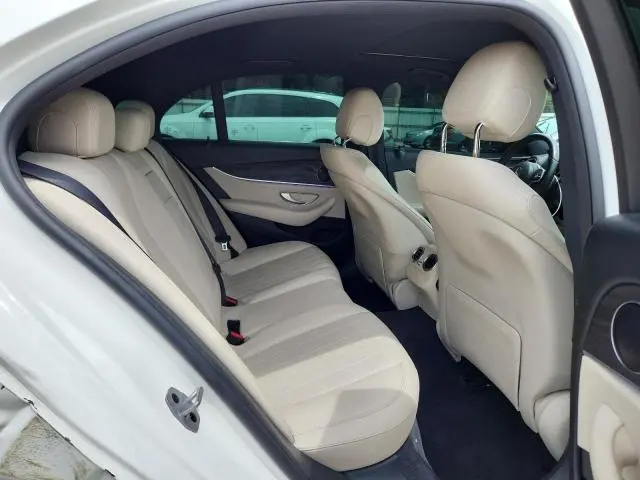 2019 MERCEDES-BENZ E 300  