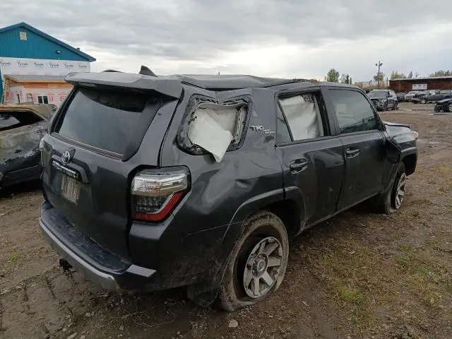 2023 TOYOTA 4RUNNER SE  