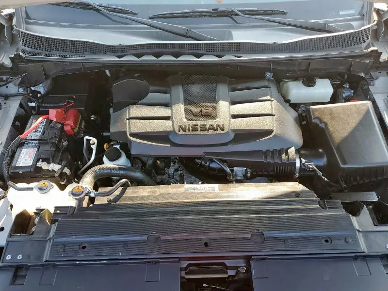 2023 NISSAN TITAN SV  
