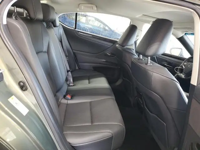 2019 LEXUS ES 350  