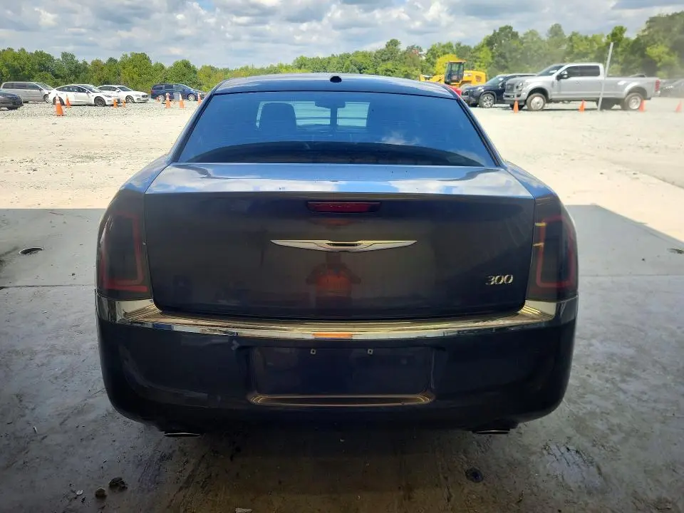 2013 CHRYSLER 300   