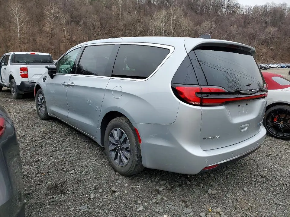 2024 CHRYSLER PACIFICA HYBRID SELECT  
