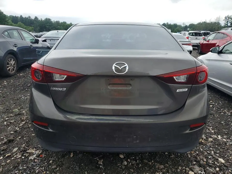 2017 MAZDA 3 TOURING  
